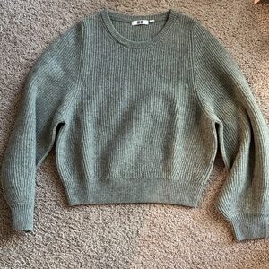 Uniqlo Sage Green Crew Neck Sweater